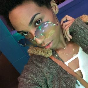 Meet your Posher, Milan